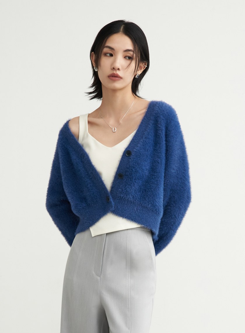 柔暖毛海短版針織罩衫